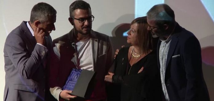 Guanyador curtmetratge Bajo La Rosa al Calellafilmfestival